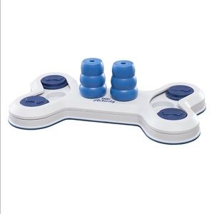 Trixie Flip Bone Activity Pet Toy